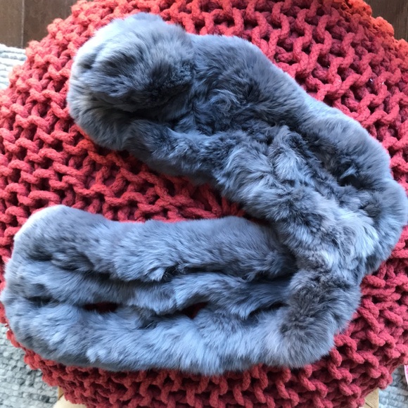 Grey mink scarf - Picture 5 of 6